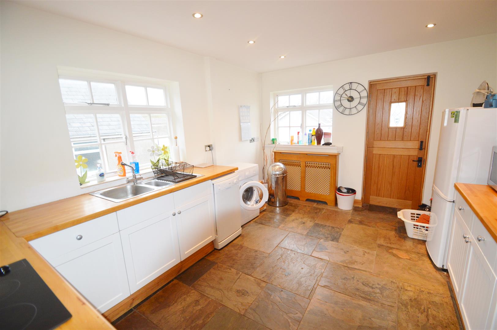 Flat 4, Woodstock House, Cowbridge, Vale Of Glamorgan, CF71 7AF
